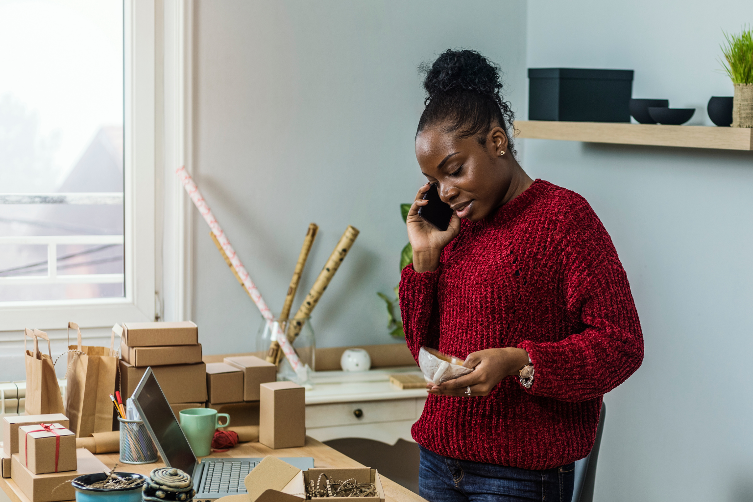 Business woman making a phone call